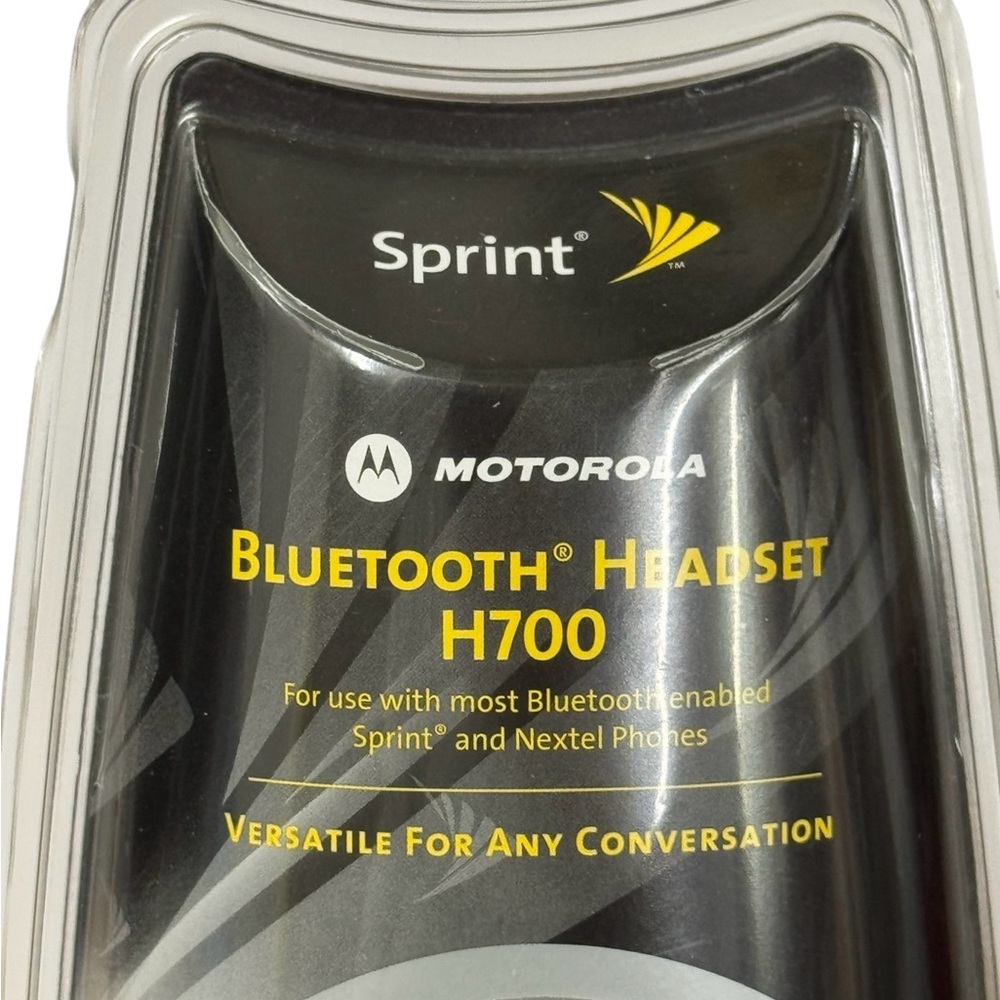 Brand New Motorola H700 Sprint and Nextel Cell Phones Bluetooth Headset #SJ0106R - Picture 5 of 5
